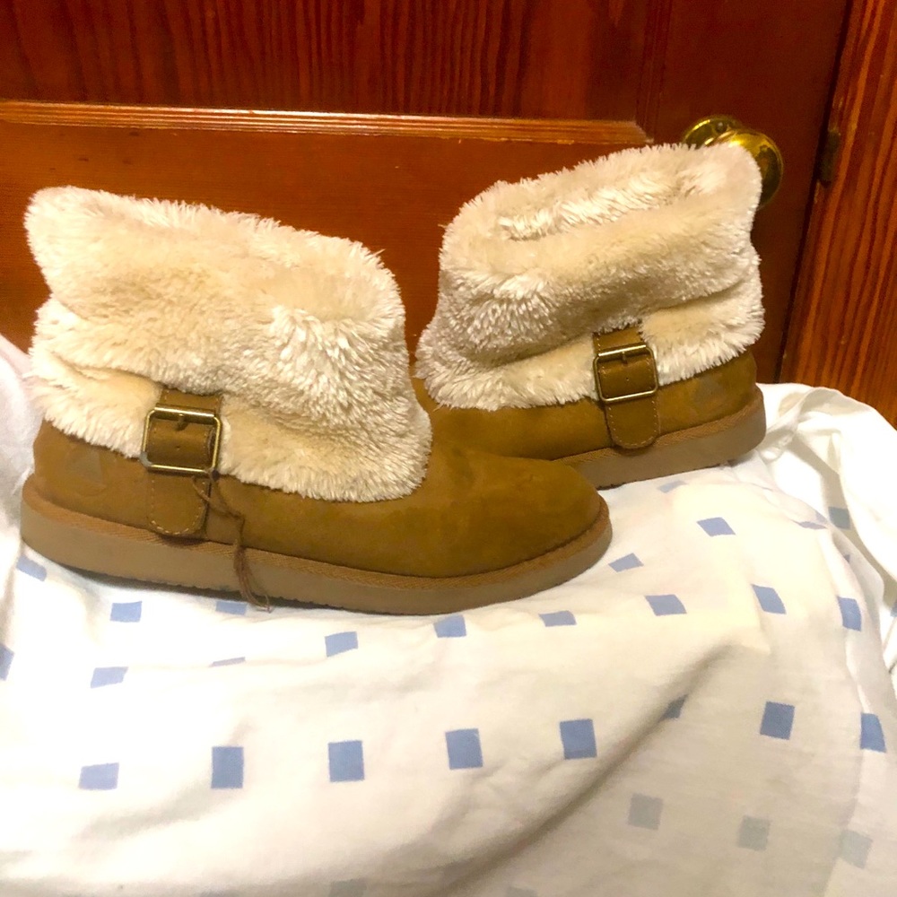 Boots size 9 1/2